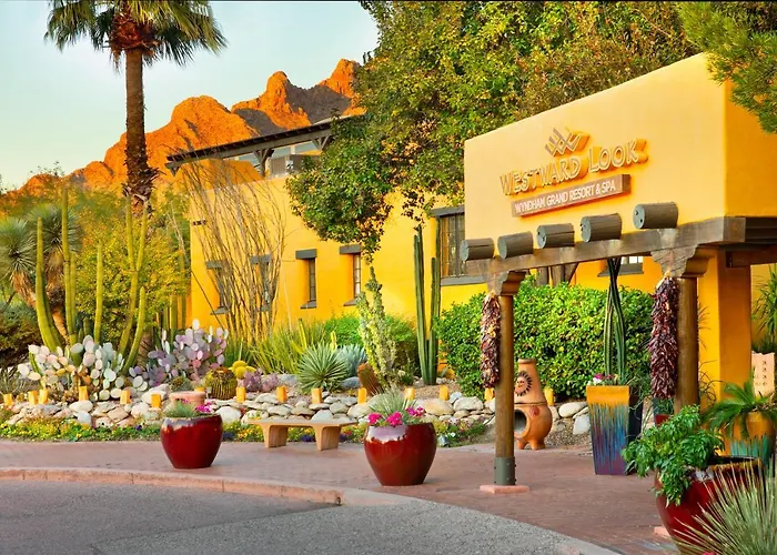 Westward Look Wyndham Grand & Casas Adobes